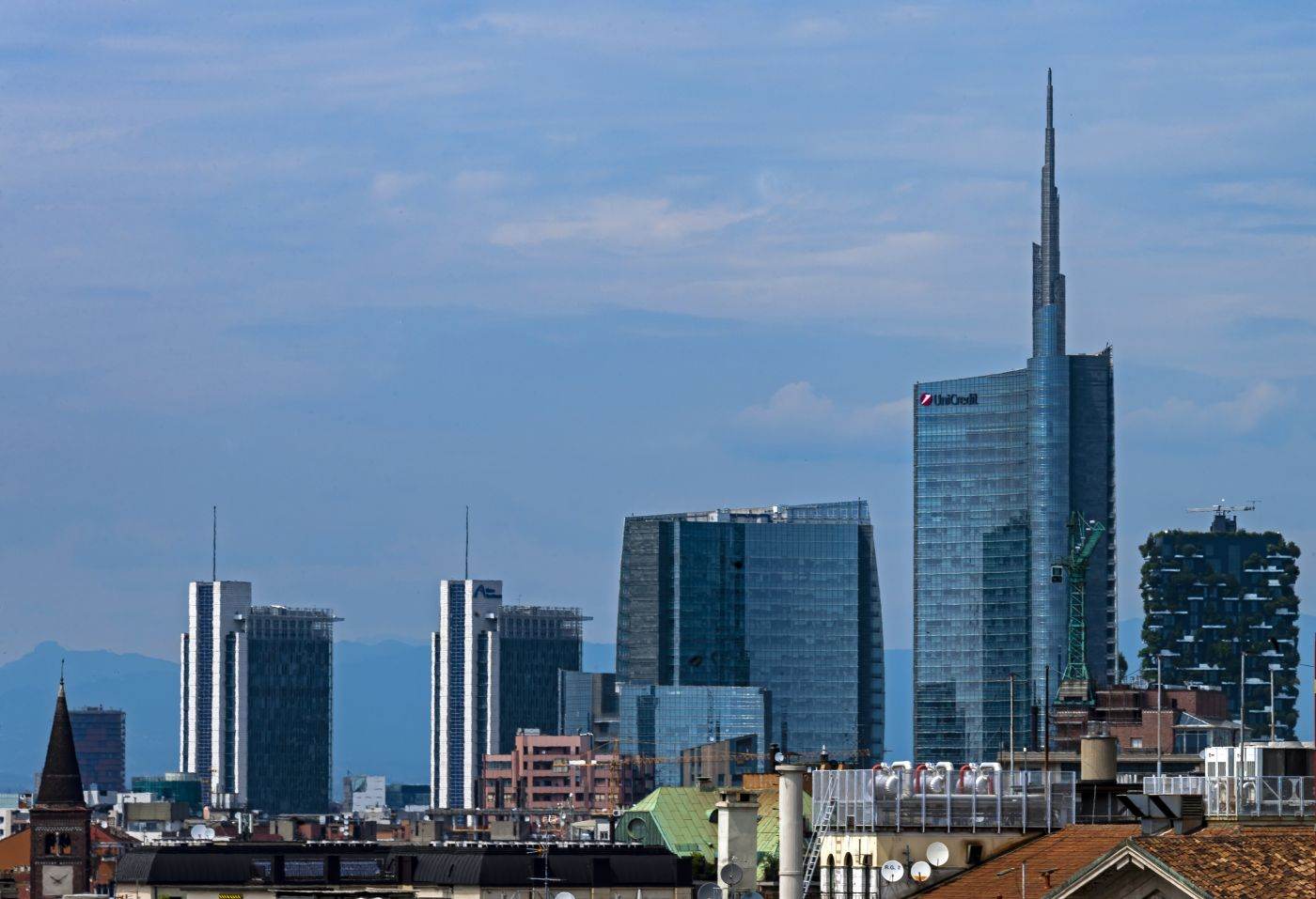 BCE aprobă majorarea participării UniCredit în Commerzbank peste pragul de 30%