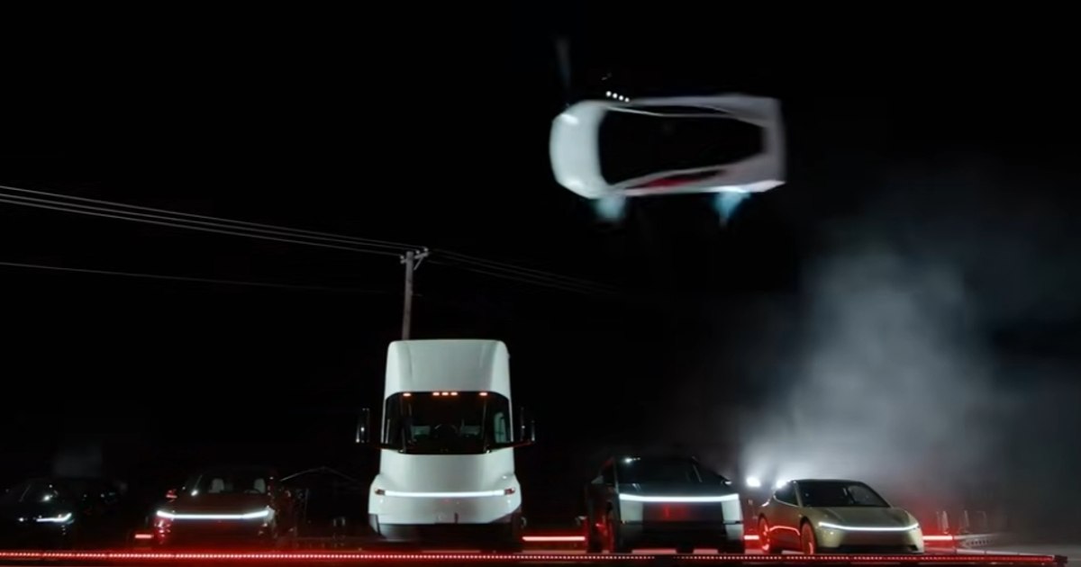 Tesla Roadster: Elon Musk prezintă o mașină cu capacități de zbor și acrobații aeriene