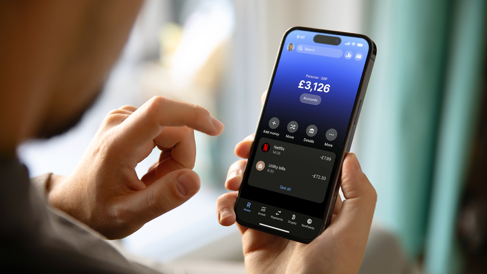 Revolut modifică structura comisioanelor pentru transferurile internaționale și introduce sistemul BLIK