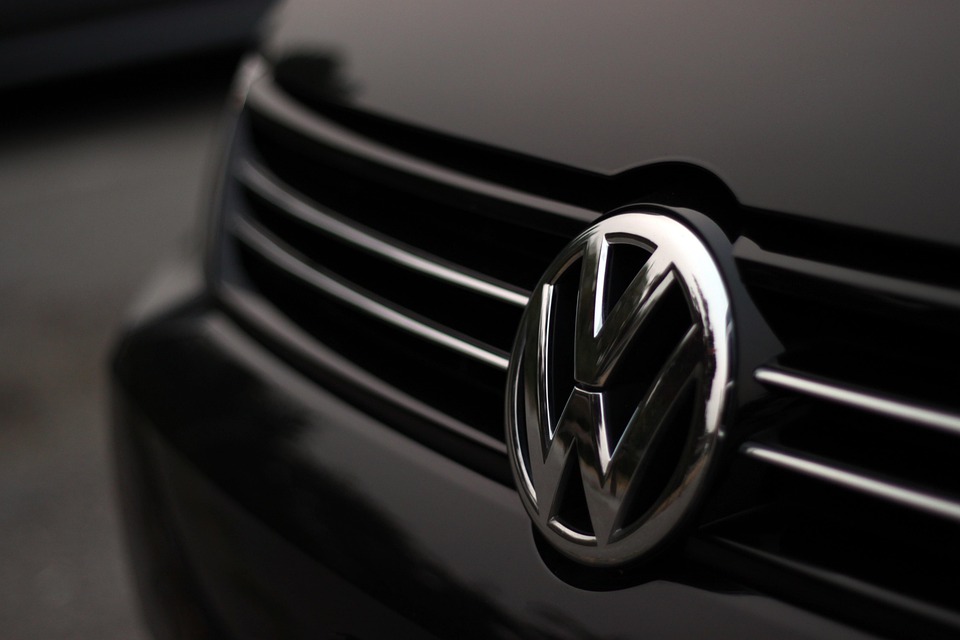Volkswagen plănuiește înghețarea salariilor pentru 660.000 de angajați până în anul 2030