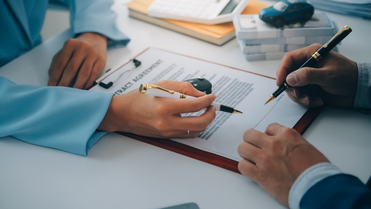 Asigurarea de credit comercial: cum protejează companiile împotriva insolvenței clienților