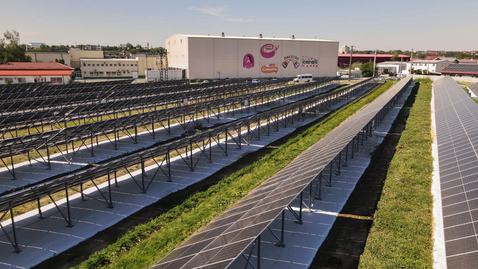 Caroli Foods investește peste 1,3 milioane de euro într-un parc fotovoltaic pentru fabrica din Pitești