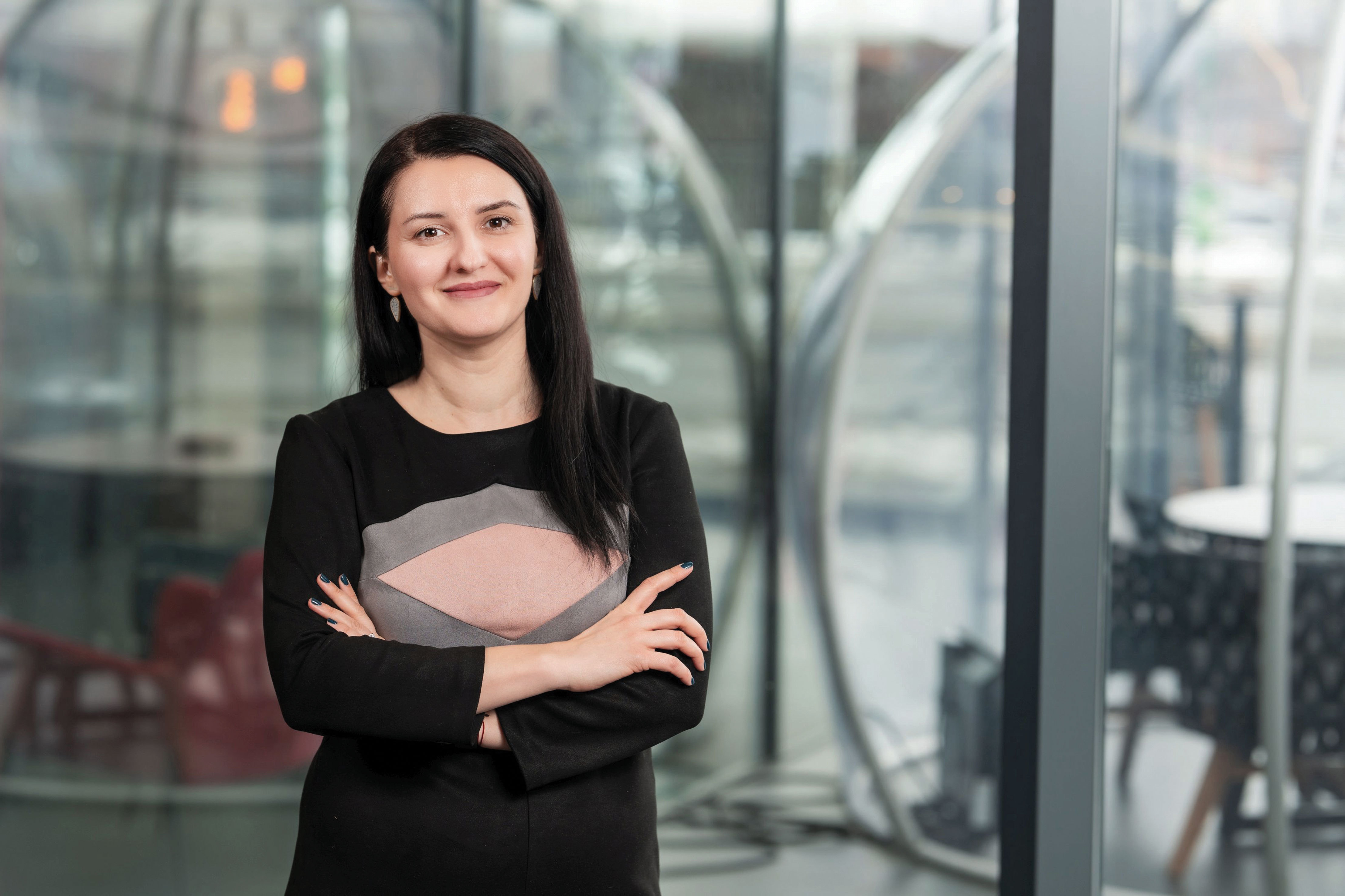 Oana Elena Păun, Strategy & Operations Head la Novartis România, este inclusă în topul tinerilor manageri