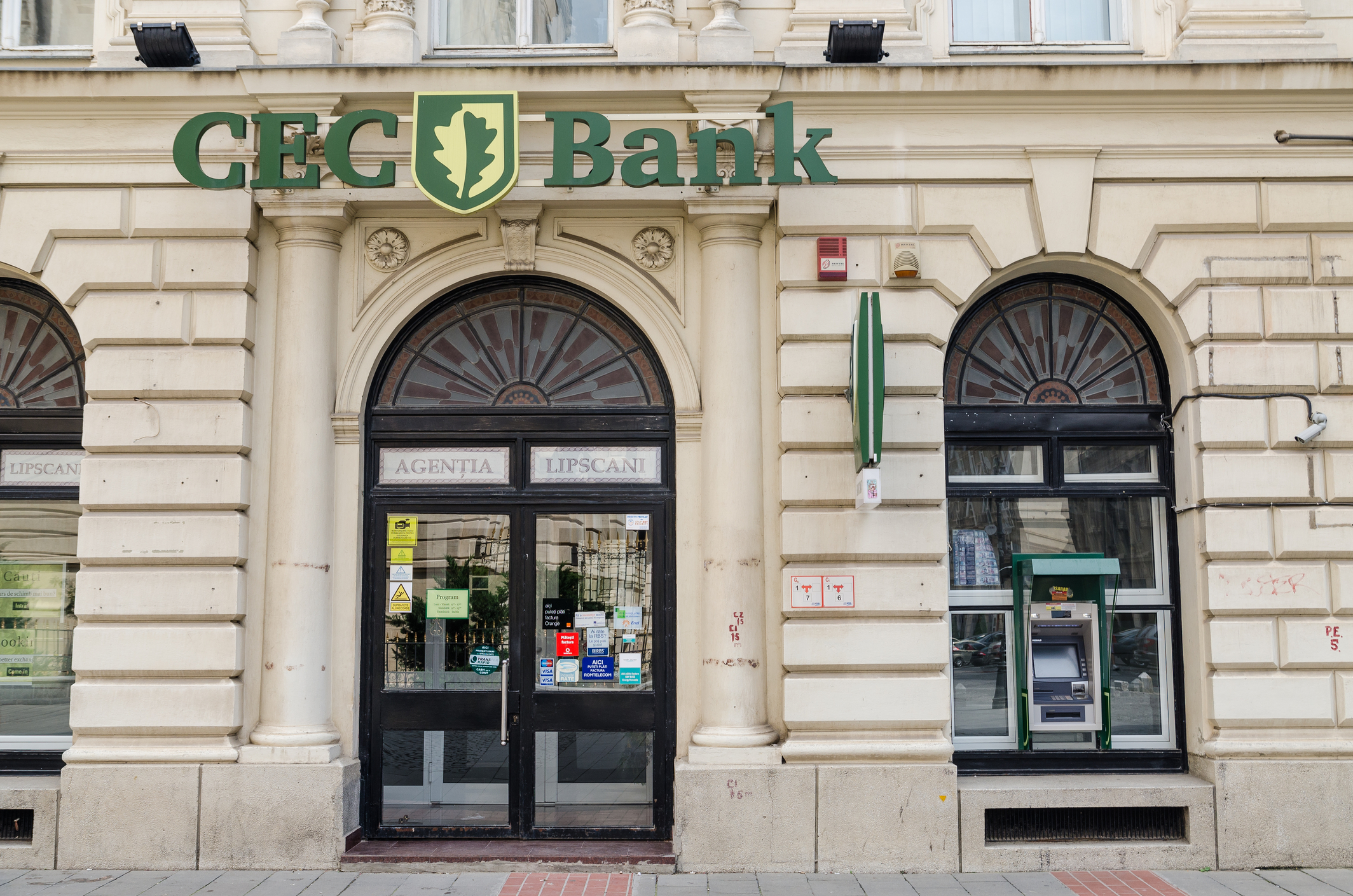 CEC extinde serviciile digitale prin funcții de top-up și achiziție de vouchere cadou