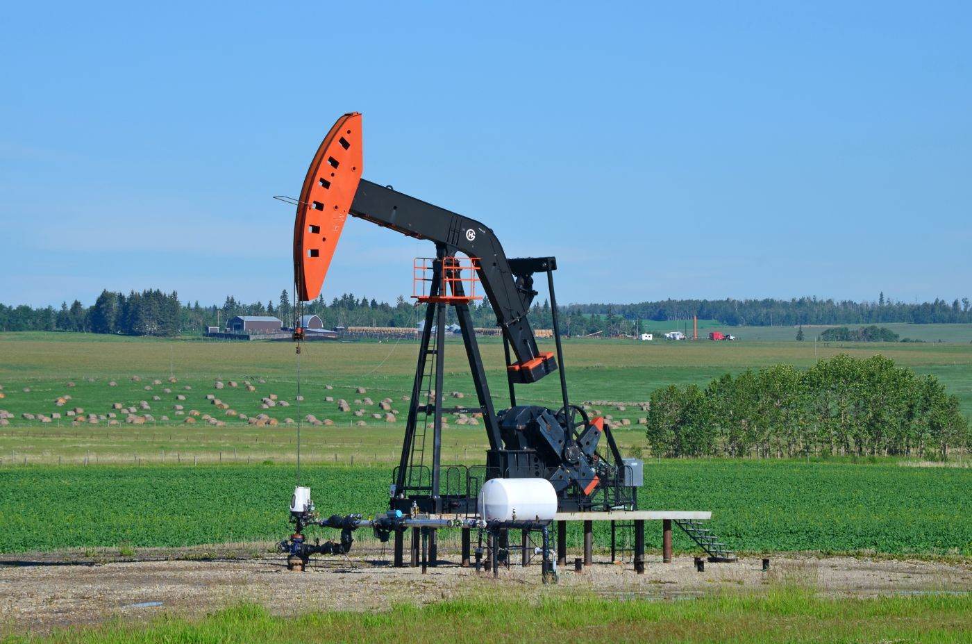 Prețurile petrolului cresc pe fondul tensiunilor din Arabia Saudită și al atacurilor grupării Houthi