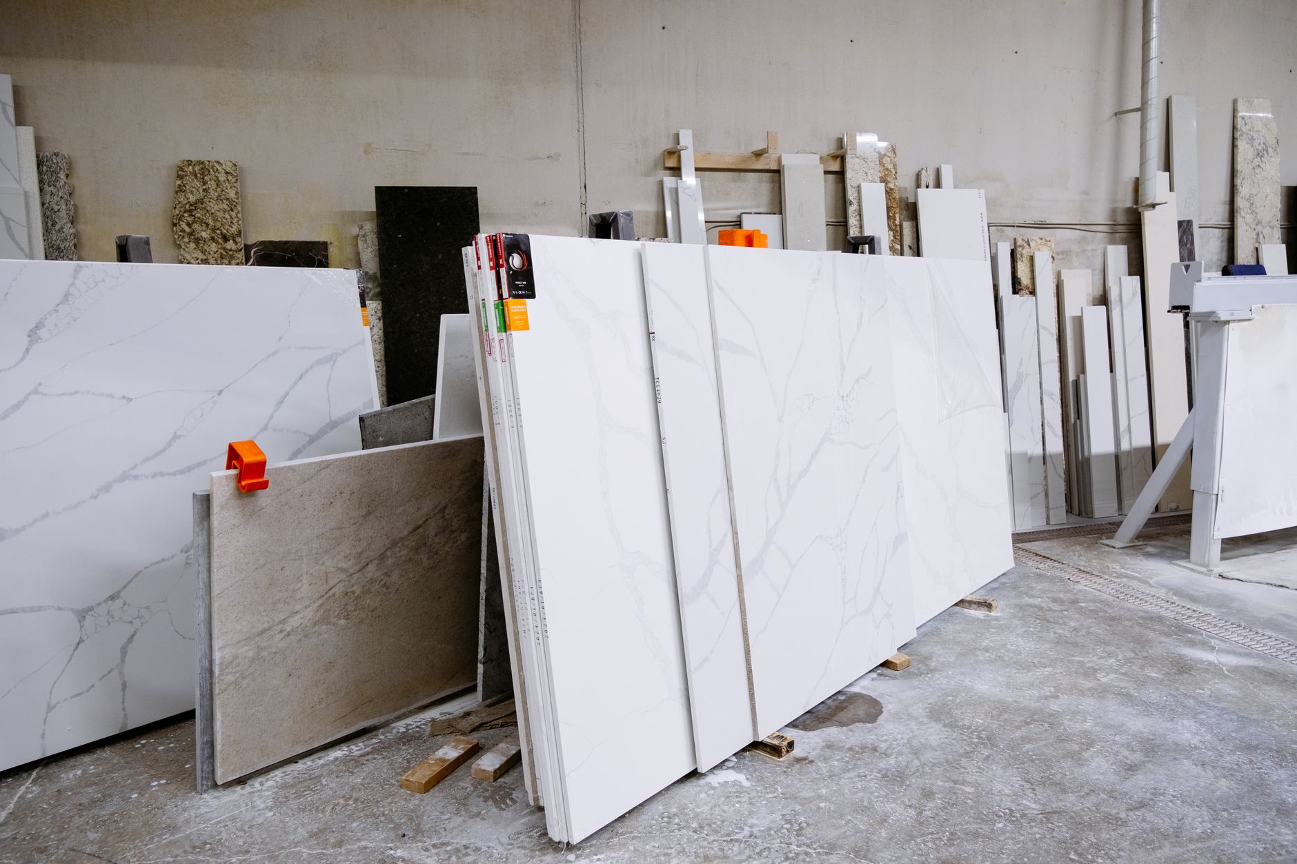 Importatorii de plăci ceramice din UE pot recupera taxele antidumping plătite în exces pentru produsele Varmora