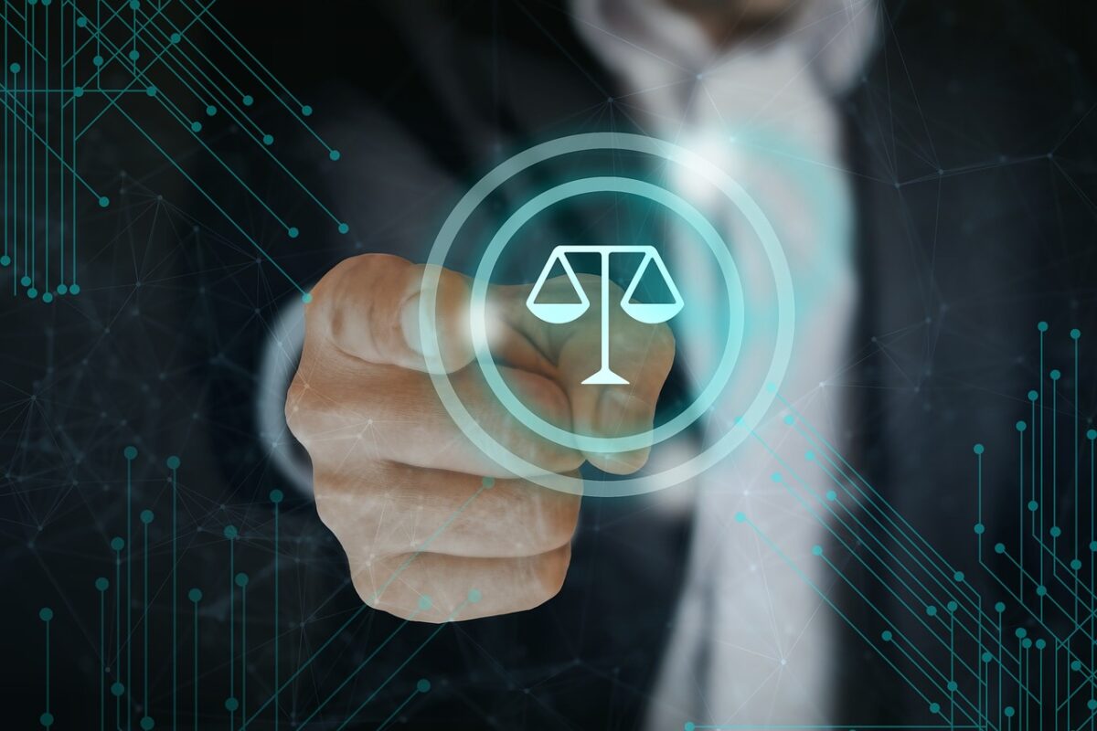Impact economic major: Patronatul cere retragerea proiectului care impune contractarea unui avocat pentru firme