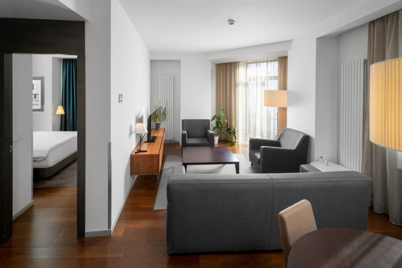 Hotel Cișmigiu a depășit 1,1 milioane euro venituri din cazare în primele nouă luni ale anului 2026