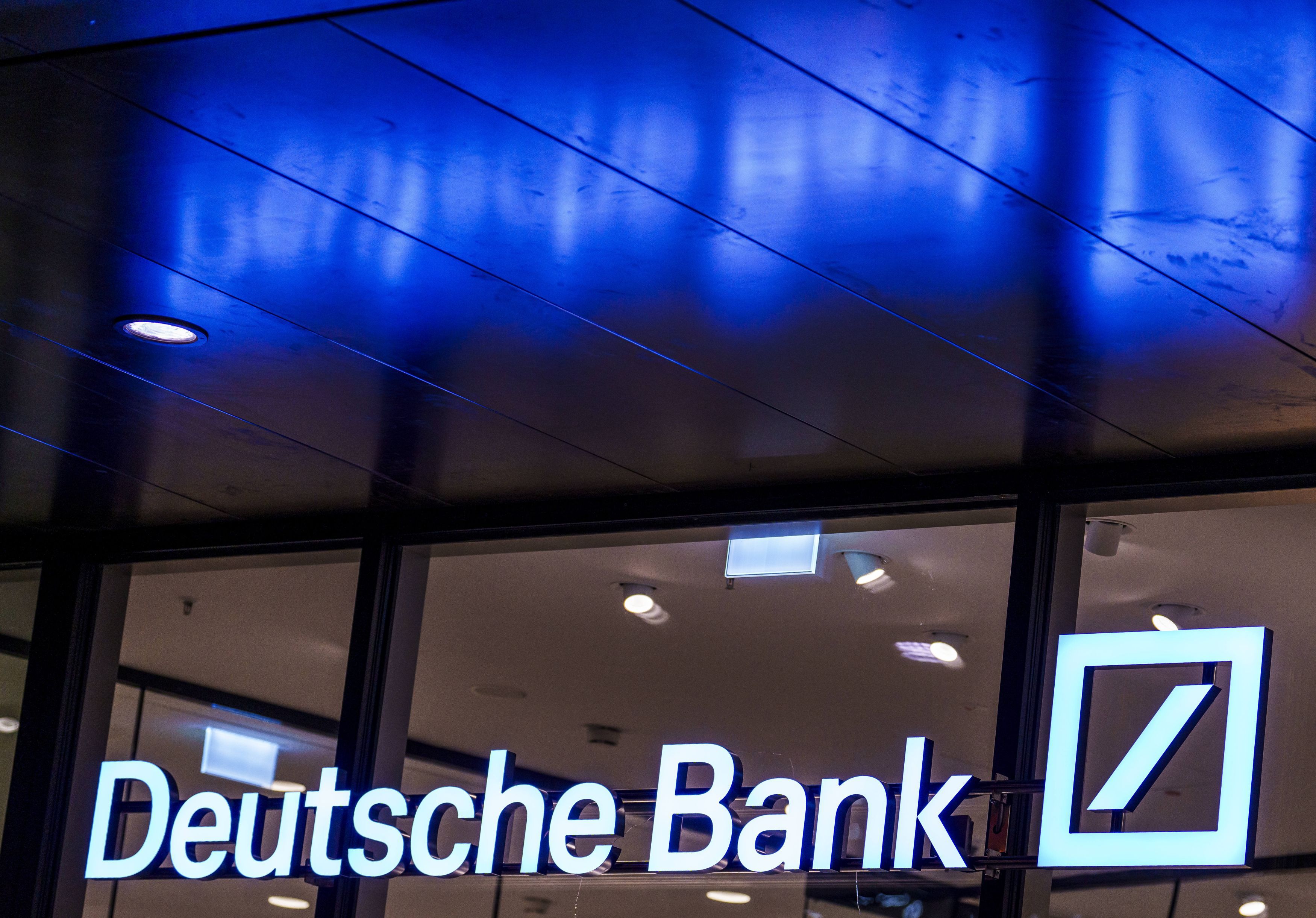 Performanțe financiare pentru marile bănci europene: profituri de miliarde de euro la HSBC, BNP Paribas și UBS