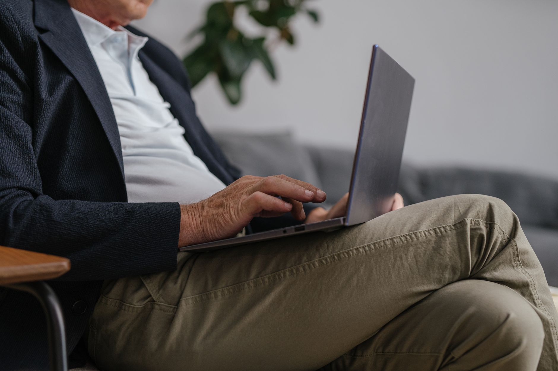 Retailerul Dedeman avertizează cu privire la tentativele de fraudă online prin phishing