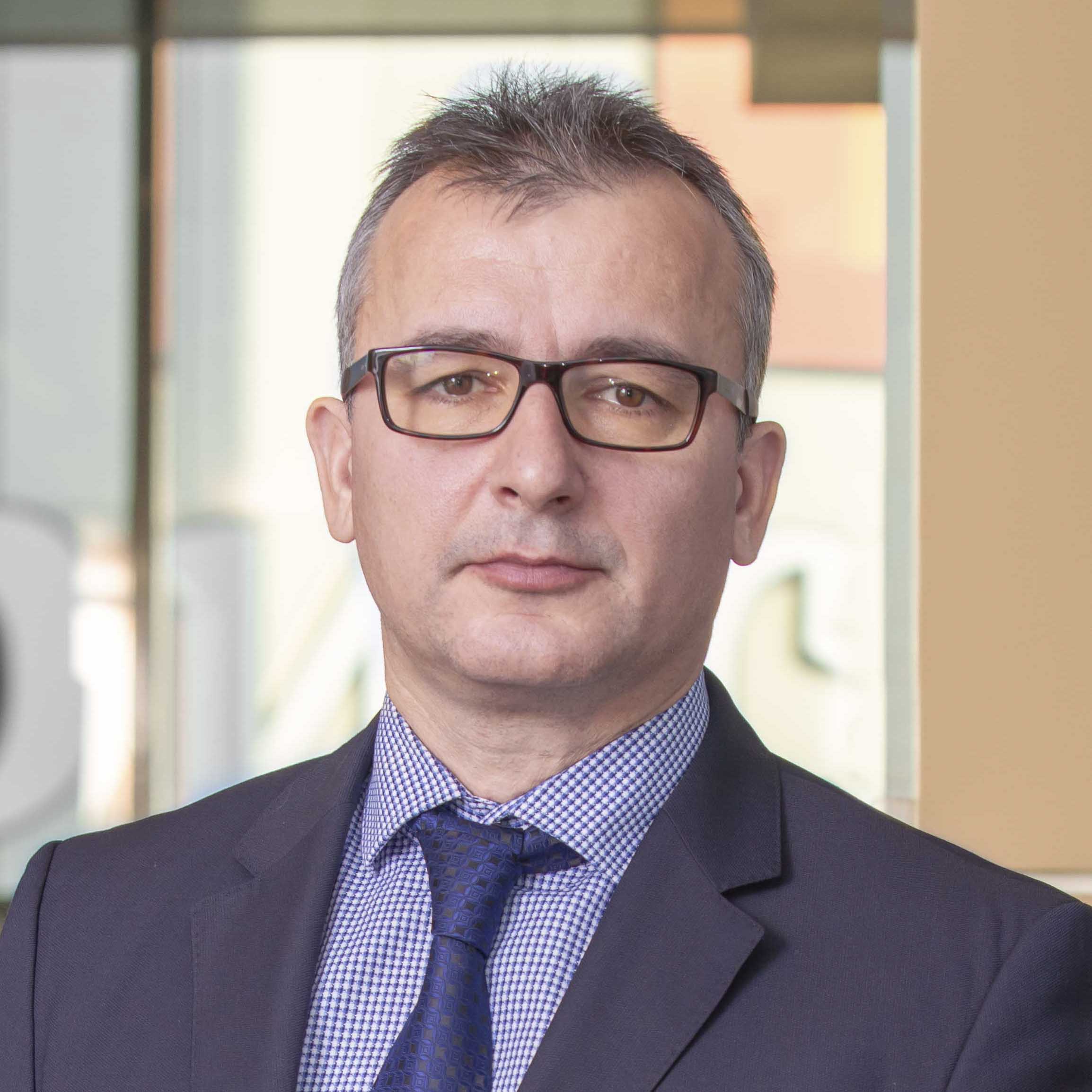 Investițiile globale în centre de date vor atinge 1,1 trilioane de dolari în 2030, sub impulsul AI