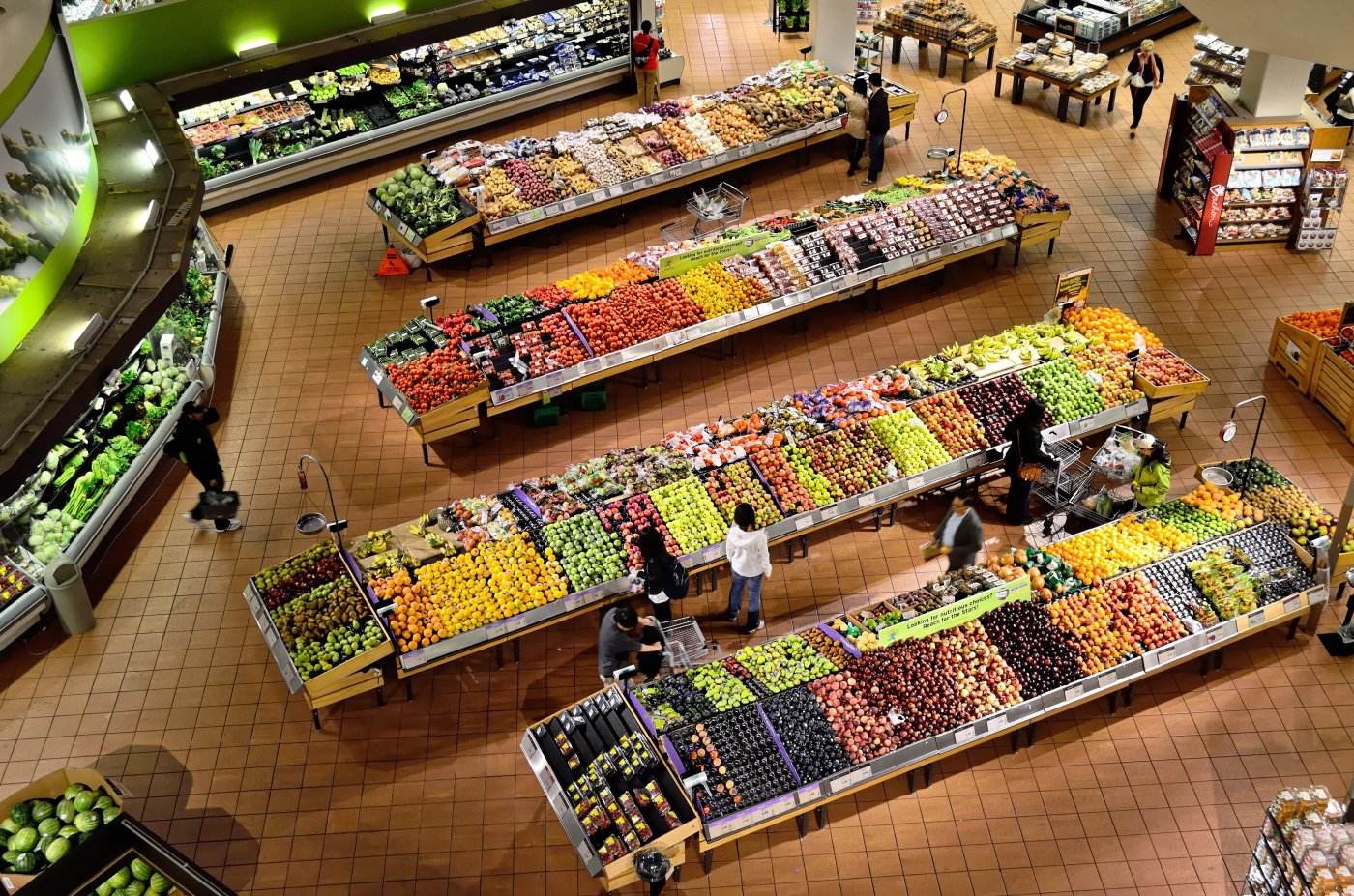 Reguli noi pentru comercianți: ANPC extinde lista practicilor comerciale interzise
