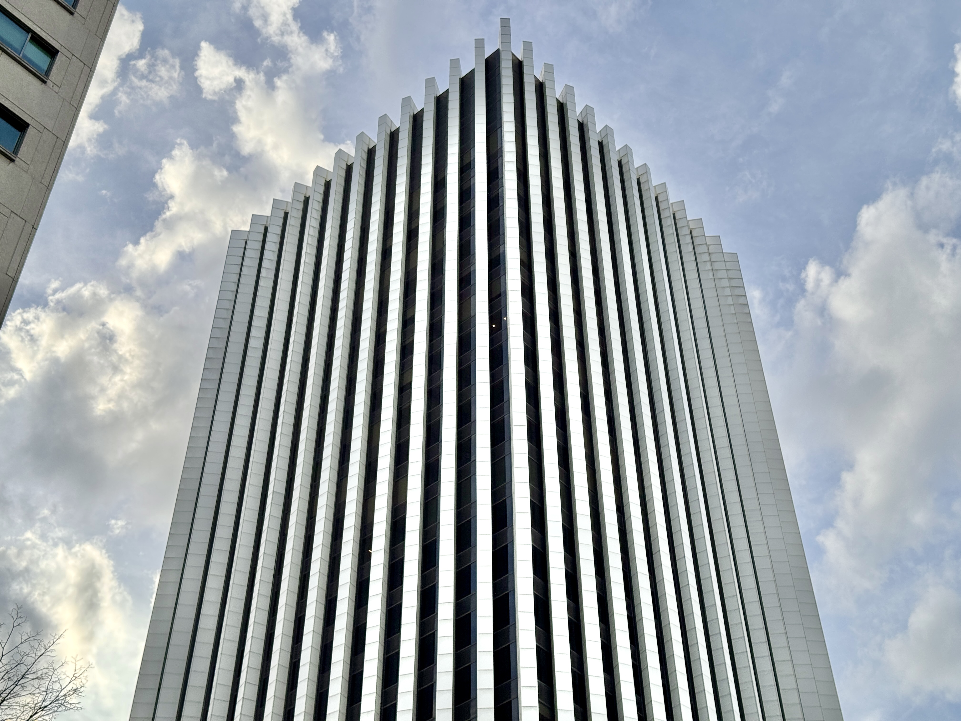 Banca Comercială Română contestă decizia Consiliului Concurenței privind procedura ROBOR