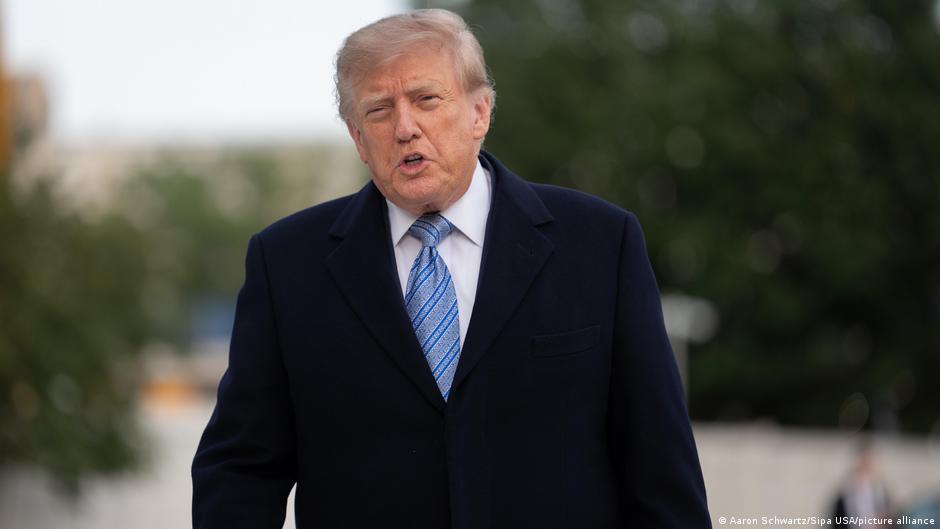 Trump propune schimbarea numelui inteligenței artificiale în „Super Intelligence” pentru documentele federale