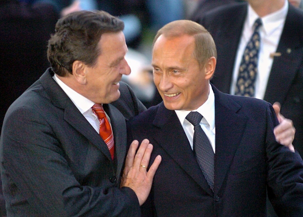 Gerhard Schröder ocupă un post de conducere în cadrul retailerului rus Hyperglobus