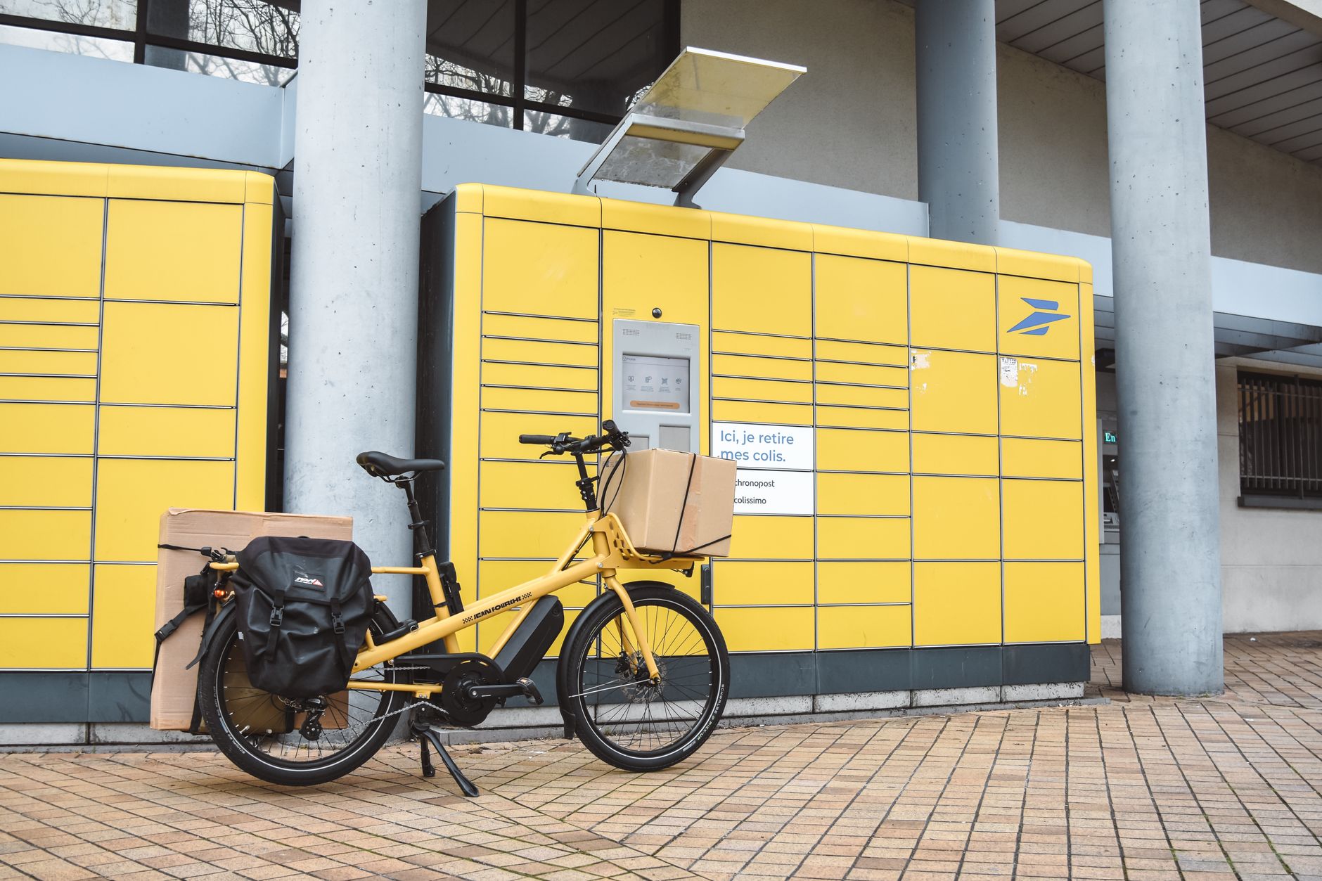 Livrarea prin easybox reduce emisiile de CO₂ cu peste 70% față de serviciul la adresă