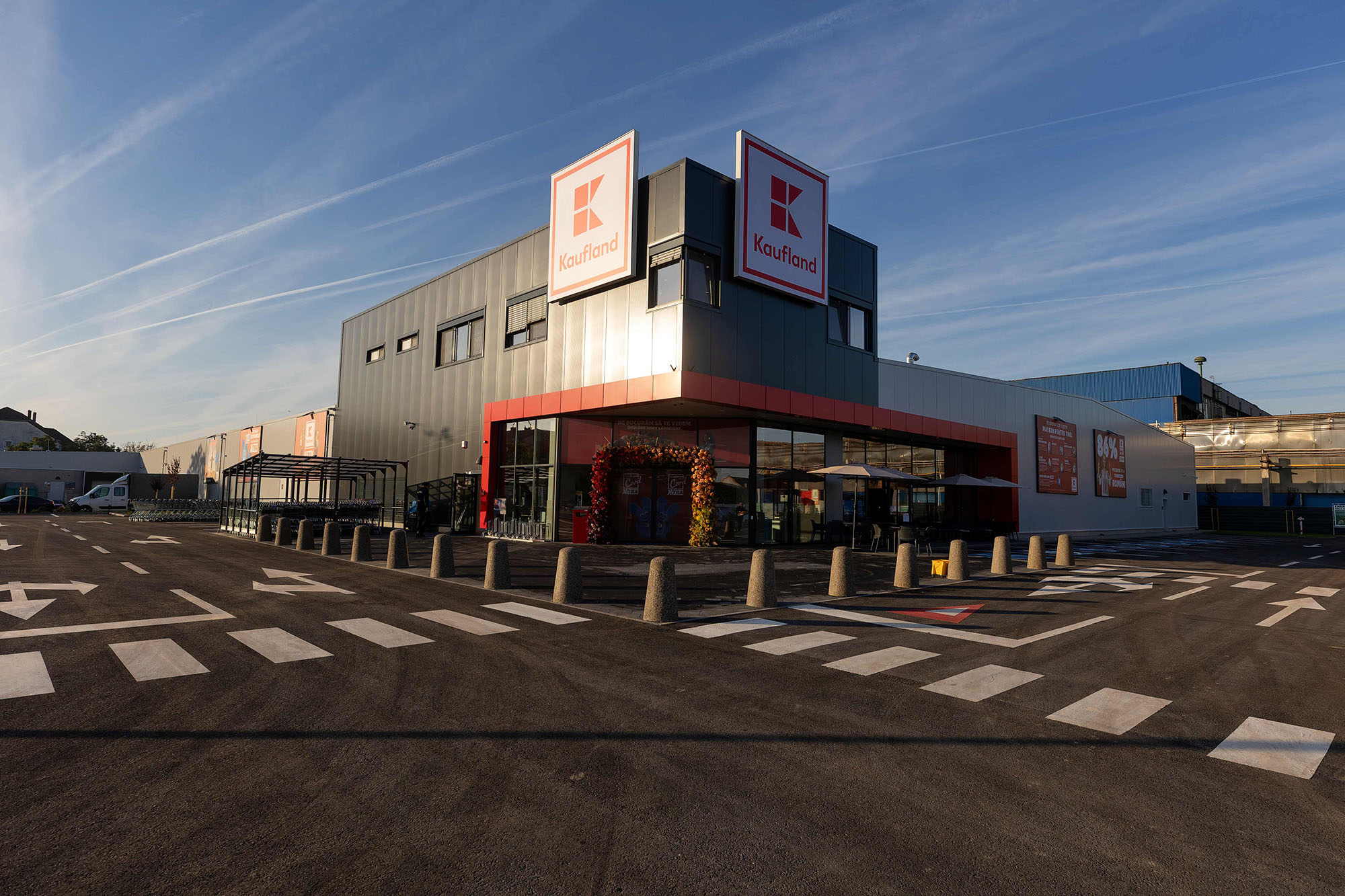 Kaufland deschide două noi magazine în Galați și Satu Mare, creând 140 de locuri de muncă