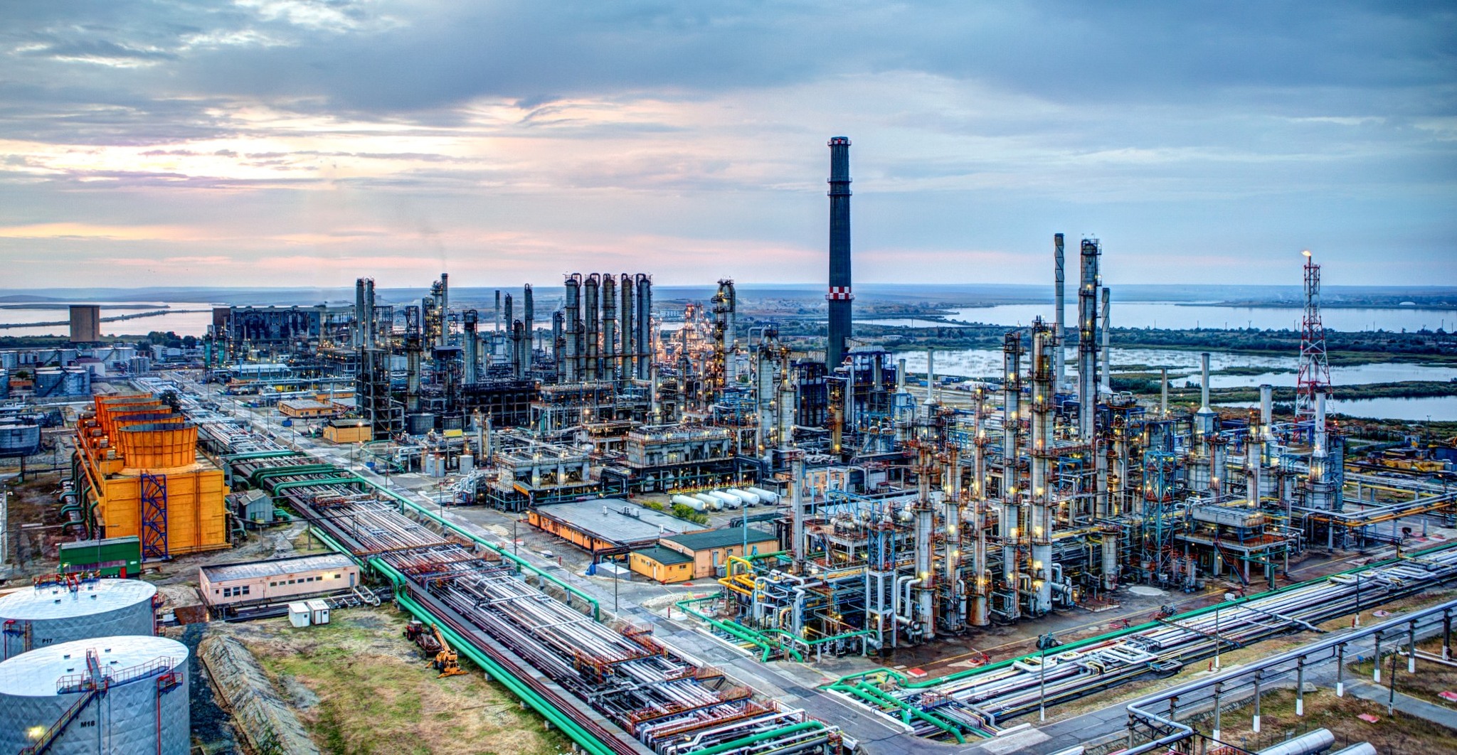 Rompetrol Rafinare investește 44 de milioane de lei într-o centrală fotovoltaică la Petromidia