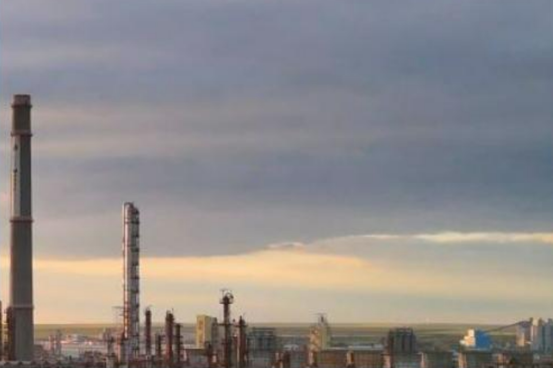 Rompetrol Rafinare investește 44 de milioane de lei într-o centrală fotovoltaică la Petromidia
