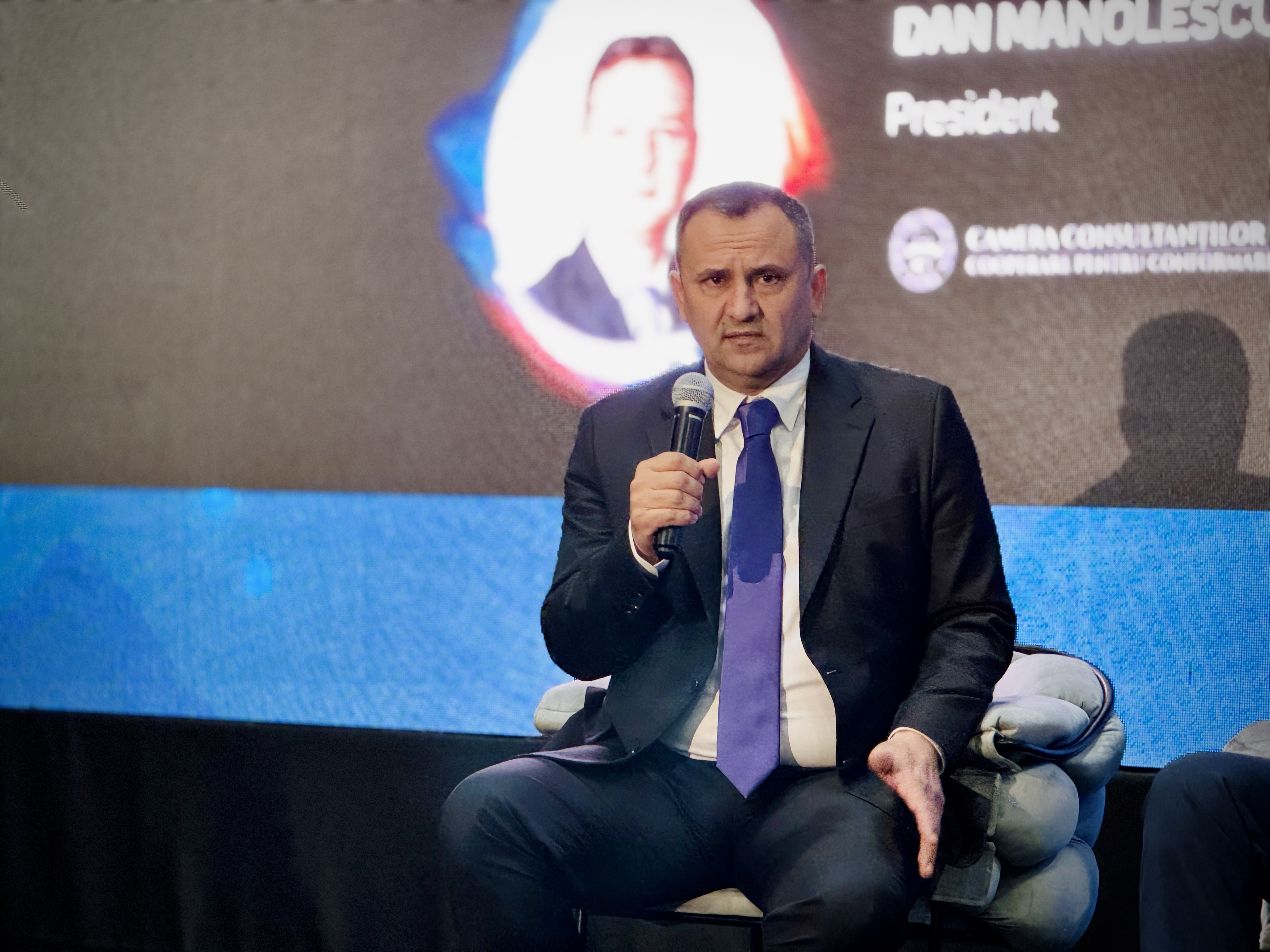 Avertisment de la șeful ANAF pentru firme: Atenție la contabili și la achizițiile pe factură