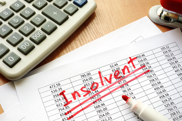 Explozie a insolvențelor companiilor mari în România: numărul celor cu active de peste 4 milioane de euro s-a dublat
