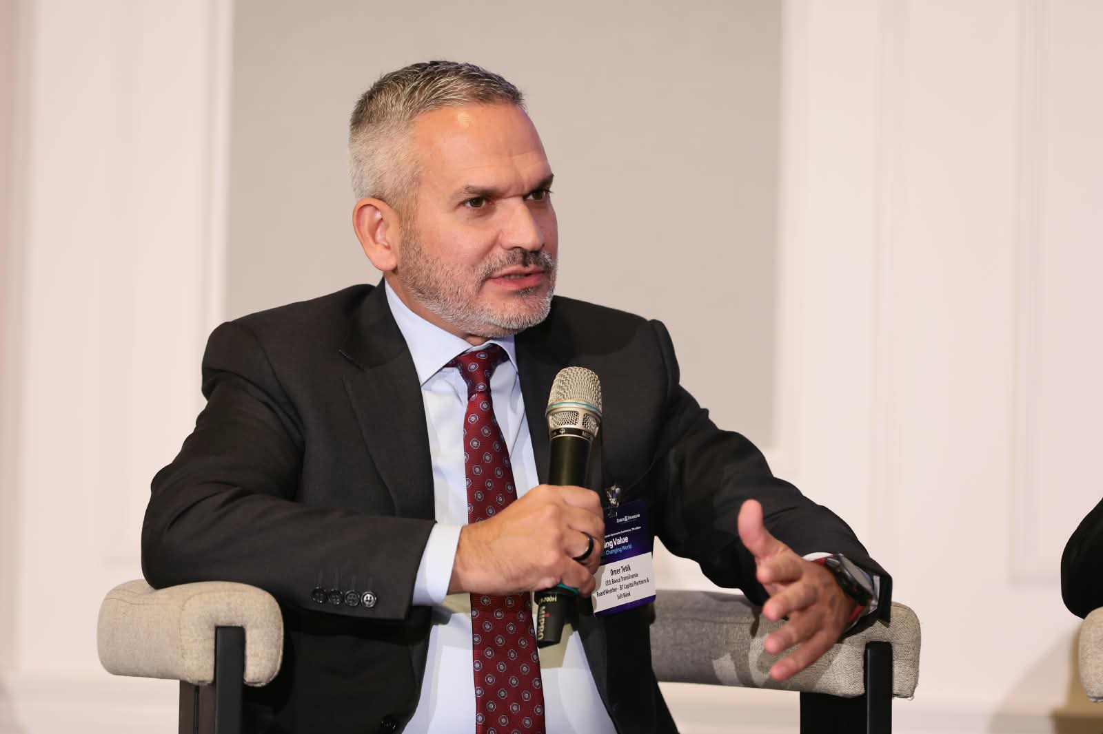 Strategia Băncii Transilvania: Guvernanța corporativă ca motor de creștere, nu ca limitare a businessului