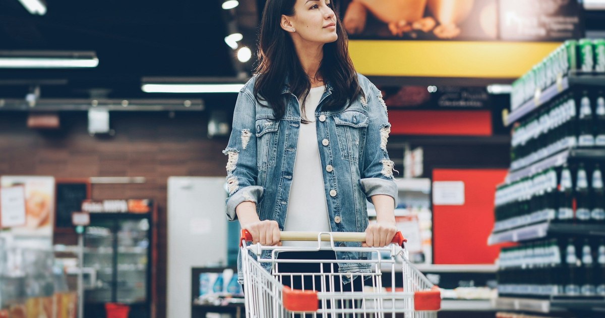 Inteligența artificială poate schimba modul în care plătim în supermarketuri și fast-food
