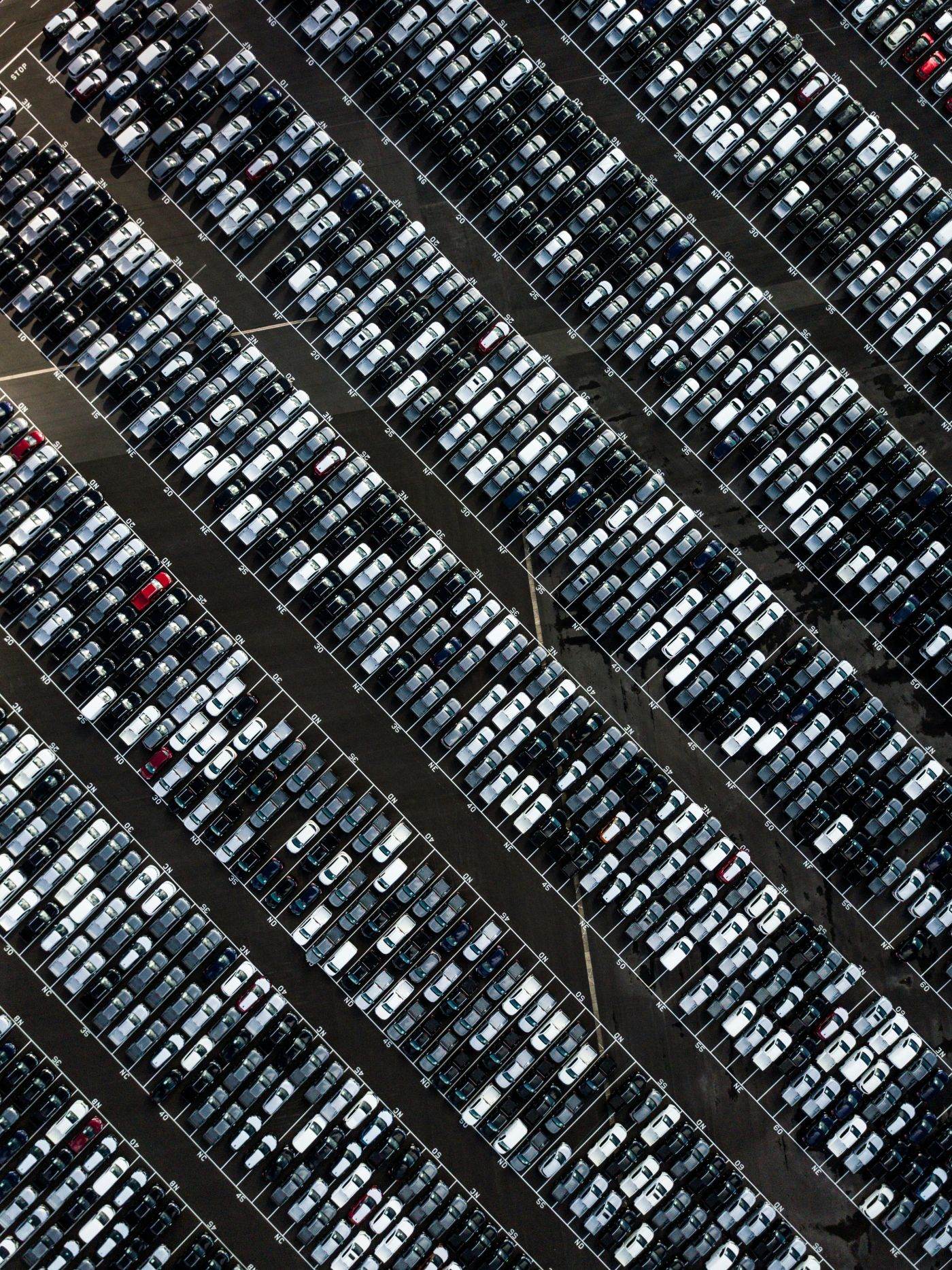 Industria auto europeană este sub presiune enormă din cauza concurenței chineze, avertizează șeful Volkswagen