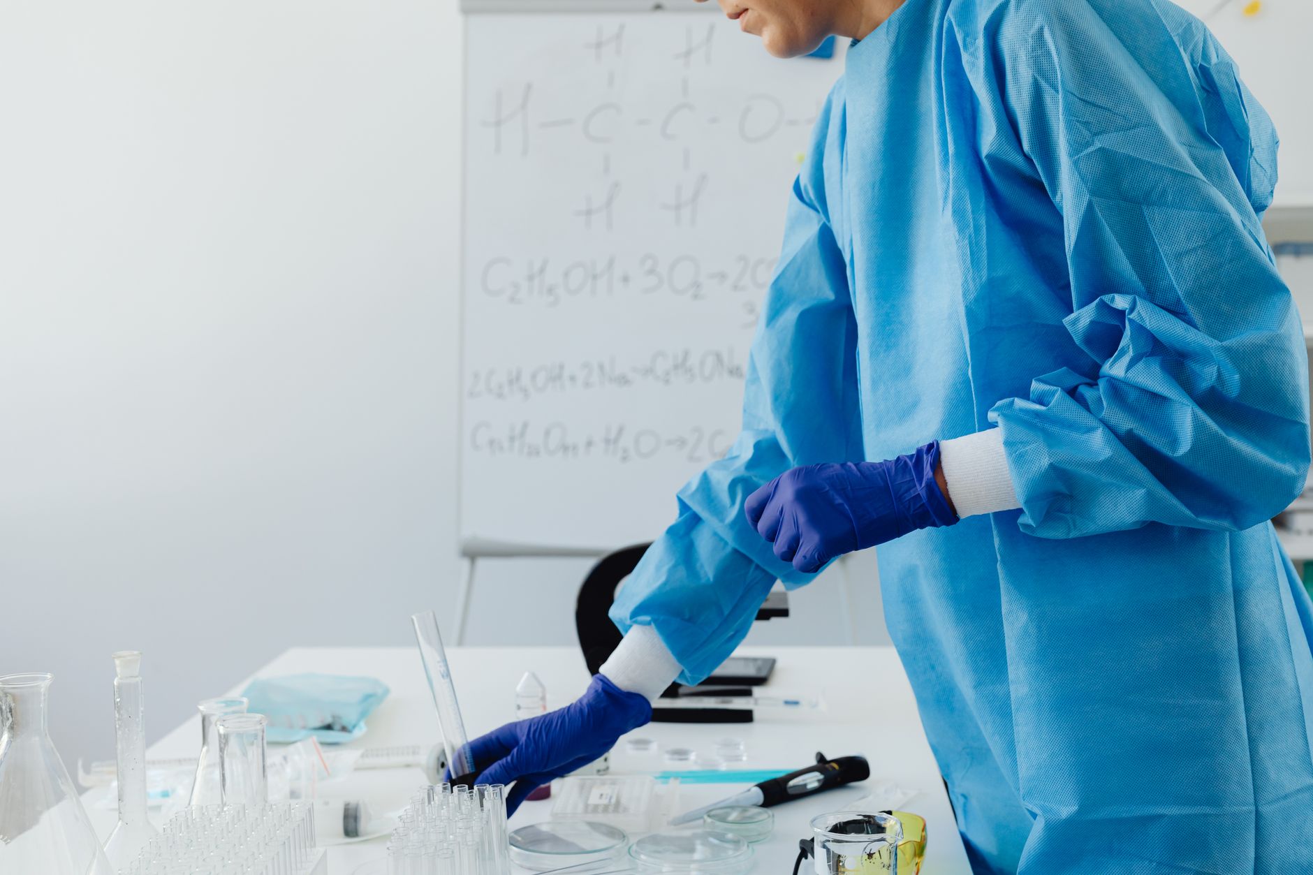 Tehnică nouă de modificare moleculară poate revoluționa industria farmaceutică