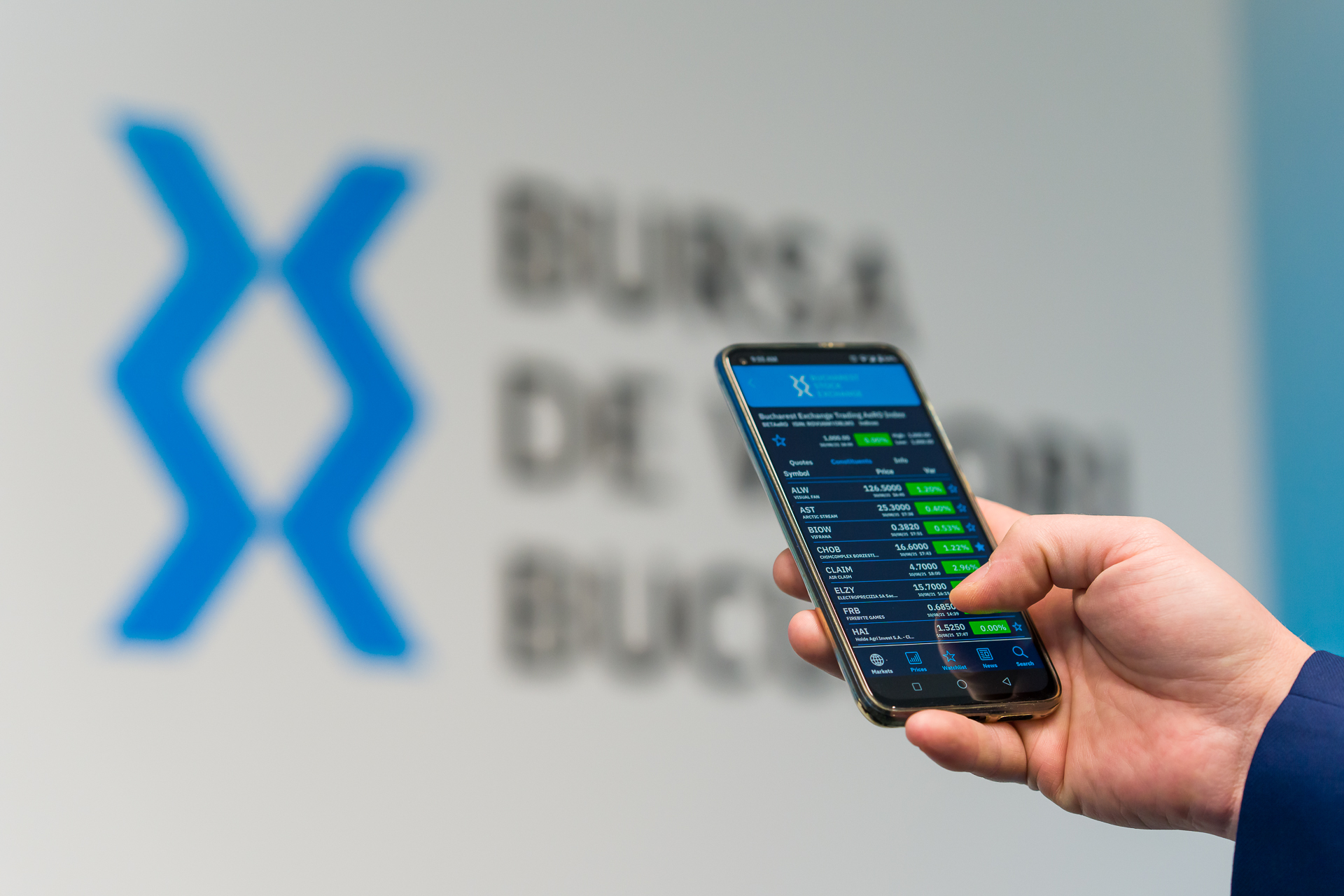 Indicele BET a înregistrat o scădere de 3%, marcând un recul de 13% de la nivelul maxim istoric